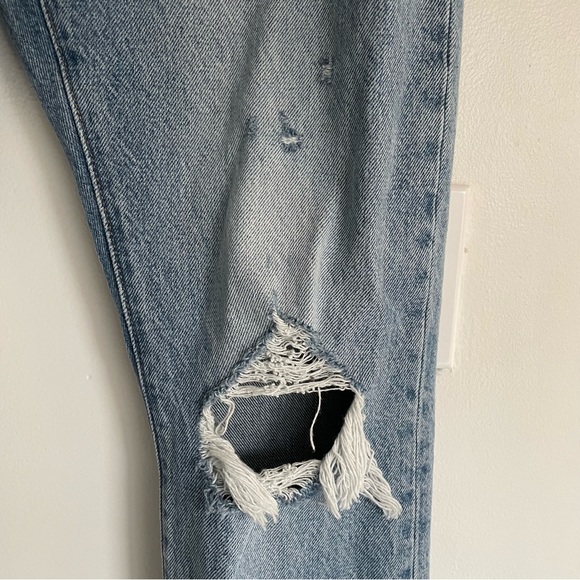Levi's Women's Blue Distressed Jeans - Picture 7 of 16